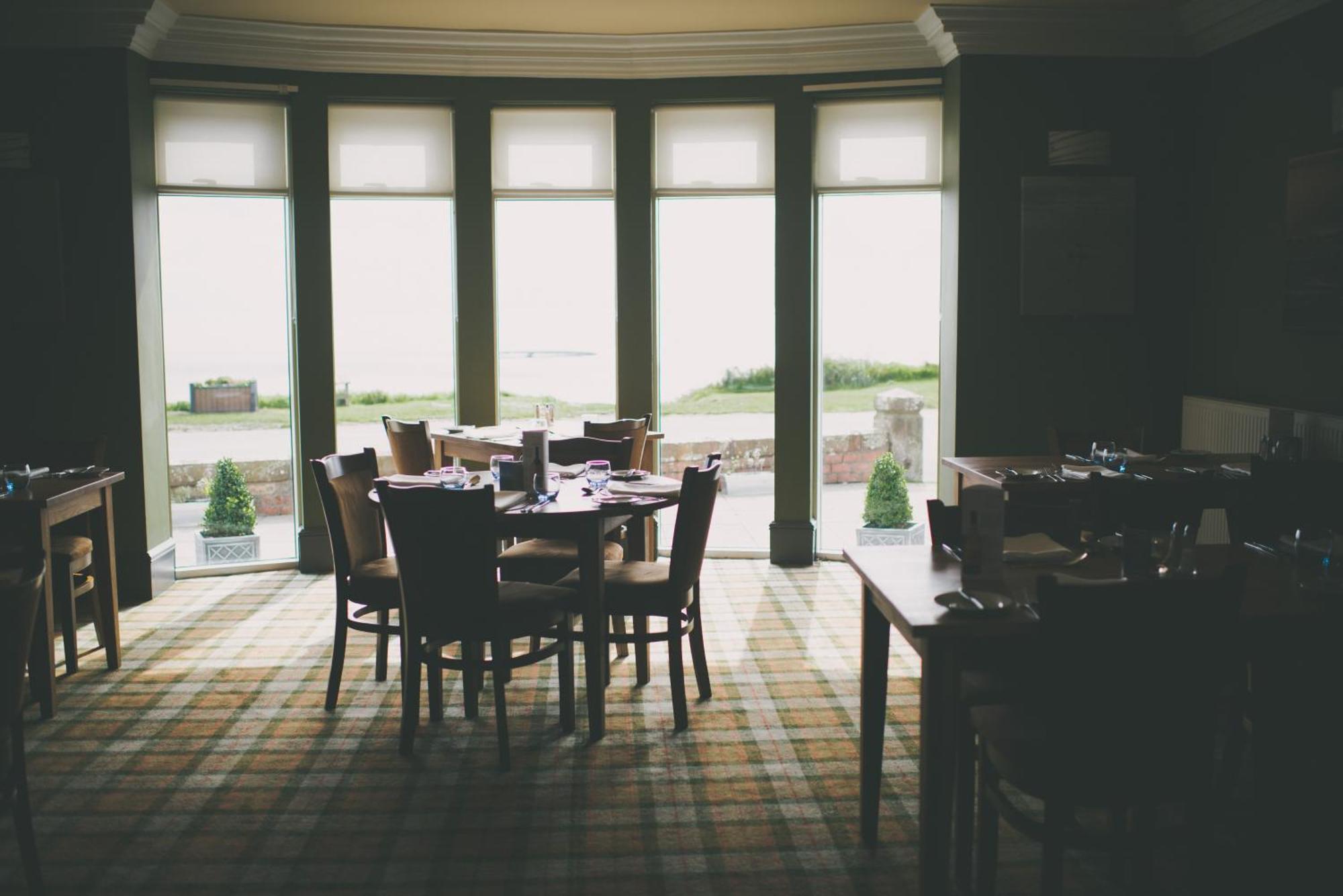 The Powfoot Hotel, Анан Екстериор снимка